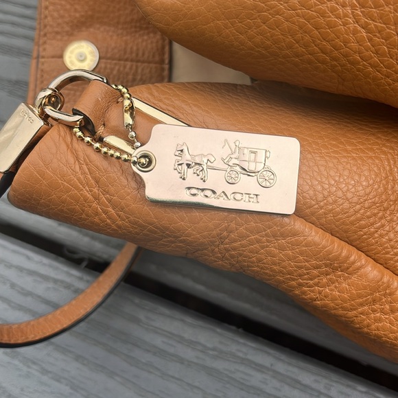 Coach Brown Tote Shoulder Bag - Picture 7 of 9